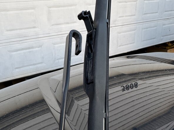 2022 Chevrolet Silverado Windshield Wipers Replacement: crwdns2935265:00crwdnd2935265:01crwdnd2935265:02crwdne2935265:0
