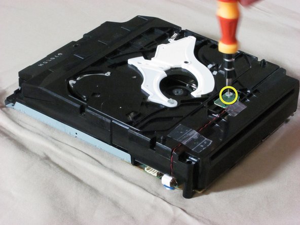 Playstation 3 Optical Drive Replacement: crwdns2935265:011crwdnd2935265:02crwdnd2935265:03crwdne2935265:0