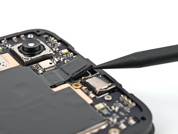 HMD Fusion Screen Replacement, Separate the front camera: crwdns2935265:013crwdnd2935265:02crwdnd2935265:02crwdne2935265:0