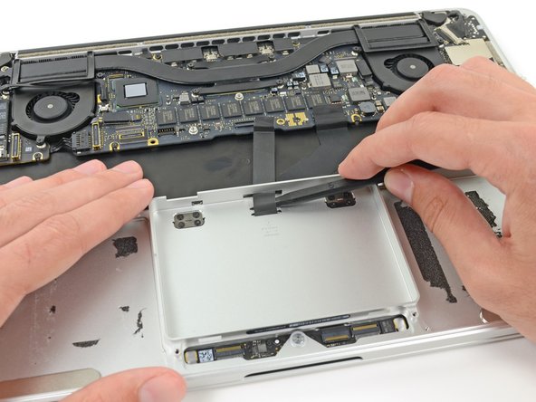 MacBook Pro 13" Retina Display Early 2013 Trackpad Replacement: crwdns2935265:038crwdnd2935265:02crwdnd2935265:02crwdne2935265:0