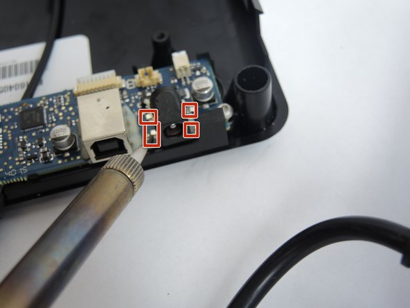 M3D Micro Data and Power Port Replacement: crwdns2935265:06crwdnd2935265:02crwdnd2935265:02crwdne2935265:0