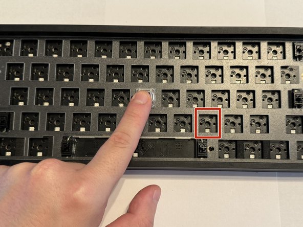 Tofu65 Keyboard PCB Replacement: étape 9, image 3 de 3