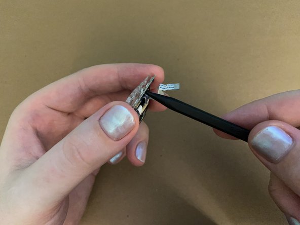 Razer Naga Epic Numpad Disassembly, Separate transparent panel: crwdns2935265:06crwdnd2935265:03crwdnd2935265:03crwdne2935265:0