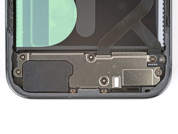 Google Pixel 10 Pro XL USB‑C Board Replacement: 33 단계, 이미지 2개 중 2개