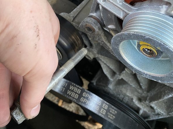 2005 Chevrolet Tahoe Alternator Replacement: crwdns2935265:07crwdnd2935265:03crwdnd2935265:03crwdne2935265:0