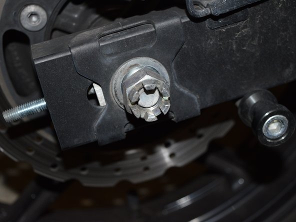 2012 Kawasaki Ninja Chain Tightening Replacement: crwdns2935265:04crwdnd2935265:03crwdnd2935265:03crwdne2935265:0