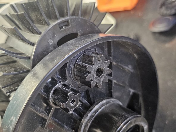 Aiper Seagull Pro: Button bearing replacement, Brushes: crwdns2935265:08crwdnd2935265:03crwdnd2935265:03crwdne2935265:0