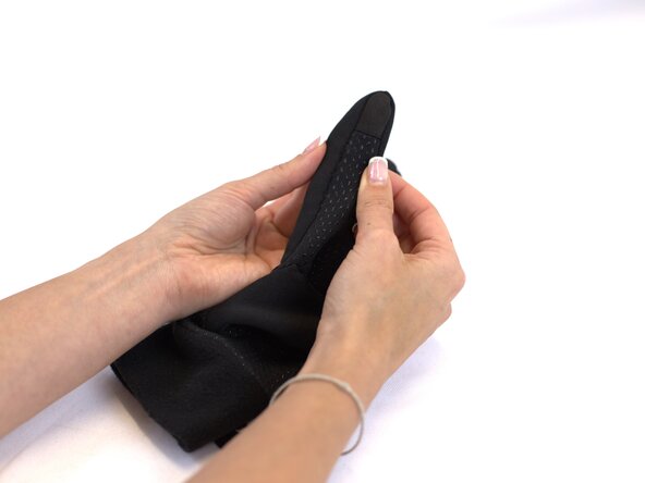 How to Repair a Seam Split in a Winter Glove, Finished and ready!: crwdns2935265:00crwdnd2935265:01crwdnd2935265:03crwdne2935265:0