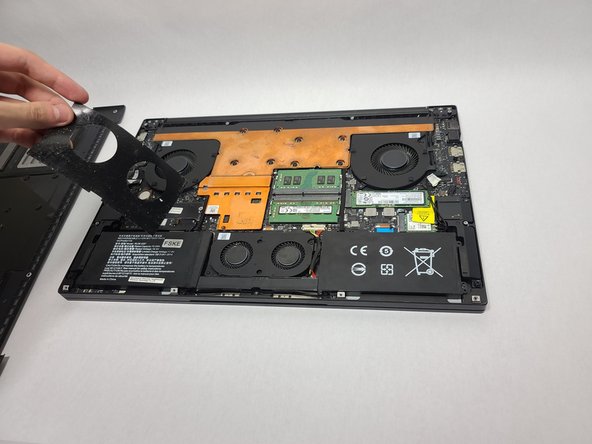 Razer Blade Pro 17 2019 Battery Replacement: crwdns2935265:04crwdnd2935265:03crwdnd2935265:03crwdne2935265:0