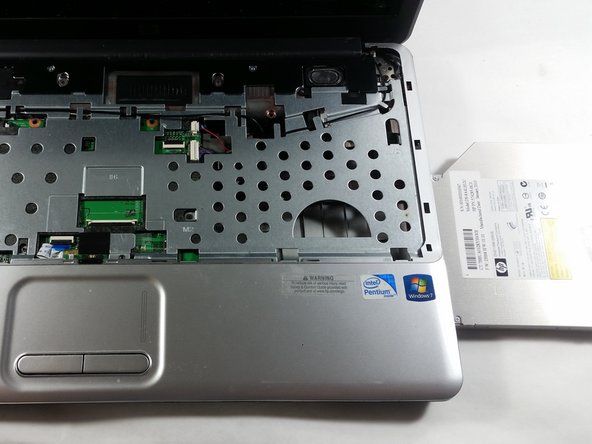 HP G60T-600 CTO CD Player Replacement, CD Player: crwdns2935265:011crwdnd2935265:03crwdnd2935265:03crwdne2935265:0