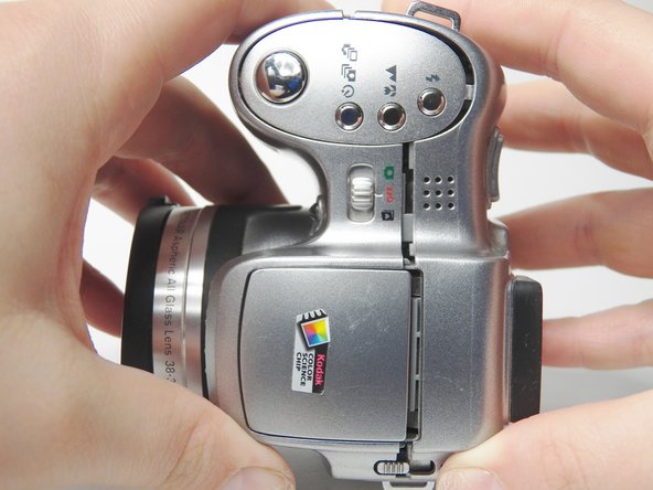 Kodak EasyShare Z740 LCD Screen Replacement: crwdns2935265:09crwdnd2935265:02crwdnd2935265:03crwdne2935265:0