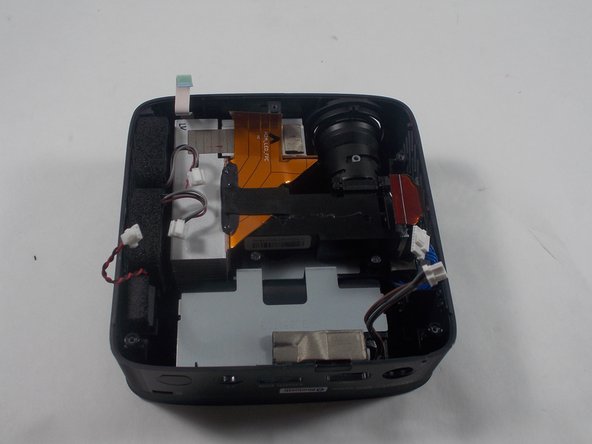 LG CineBeam Wi-Fi and Bluetooth Card Replacement: crwdns2935265:05crwdnd2935265:03crwdnd2935265:03crwdne2935265:0