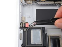 Microsoft Surface Laptop 4 (15-inch) Headphone Jack Replacement