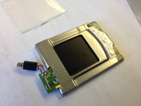 Pantech CDM8975 Screen Replacement: crwdns2935265:08crwdnd2935265:02crwdnd2935265:02crwdne2935265:0