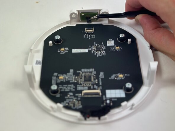 Sonos Era 100 Touch Control Board Replacement, Touch Control Board: crwdns2935265:06crwdnd2935265:02crwdnd2935265:02crwdne2935265:0