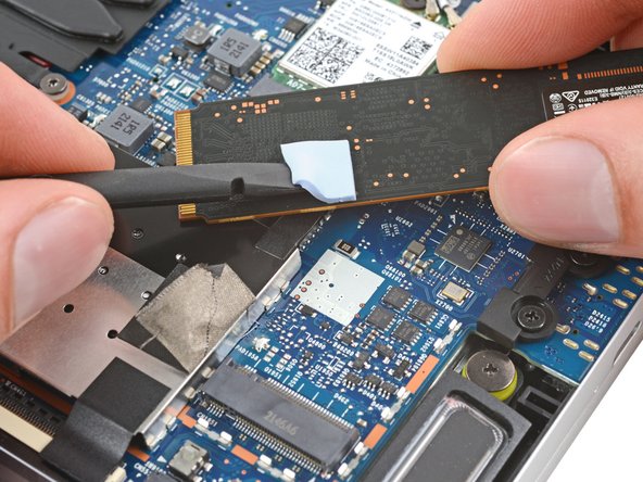 HP EliteBook 840 G9 SSD Replacement, Remove the SSD: crwdns2935265:012crwdnd2935265:03crwdnd2935265:03crwdne2935265:0