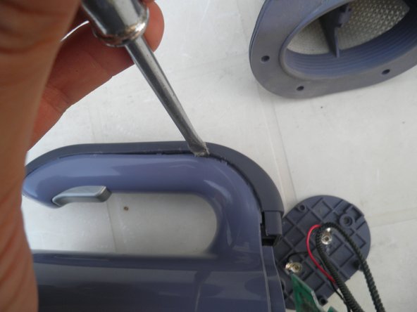 Rowenta AC6221 Teardown: crwdns2935265:08crwdnd2935265:02crwdnd2935265:02crwdne2935265:0