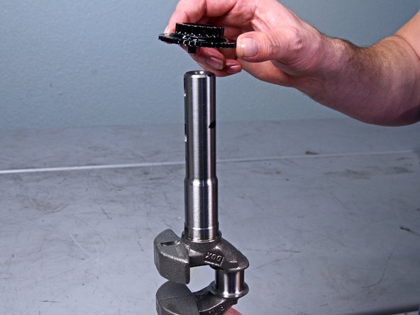 Honda Lawn Mower HRS216K6 PKAA Crankshaft Replacement, Remove the timing pulley: crwdns2935265:037crwdnd2935265:03crwdnd2935265:03crwdne2935265:0