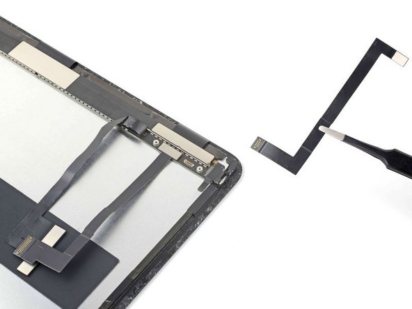 iPad Pro 11" 4th Gen Screen Replacement, Disconnect & Remove Display Cables: crwdns2935265:036crwdnd2935265:02crwdnd2935265:03crwdne2935265:0