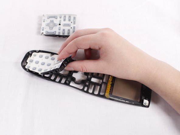 Logitech Harmony 900 Button Pad Replacement, Button Pad: crwdns2935265:011crwdnd2935265:02crwdnd2935265:02crwdne2935265:0