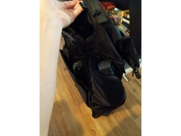 MovPak Teardown: passo 2, immagine 3 di 3