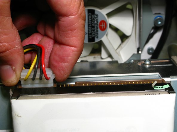 iMac G4 17" Model M9168LLA Hard Drive Replacement: stap 0, afbeelding 2 van 2