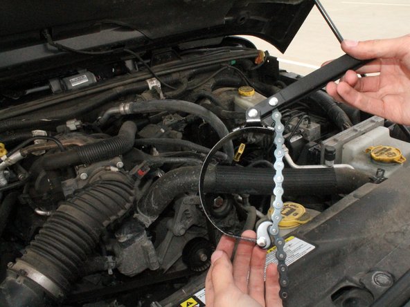 2007-2012 Jeep Wrangler Oil Change: crwdns2935265:07crwdnd2935265:02crwdnd2935265:03crwdne2935265:0