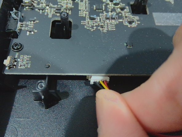 Razer Blackwidow V3 Pro Battery Replacement, Battery Connector.: crwdns2935265:010crwdnd2935265:02crwdnd2935265:03crwdne2935265:0