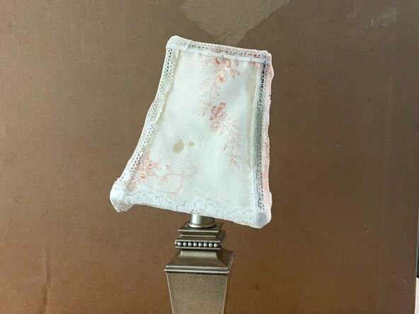 How to Create and Replace a Lampshade, Lampshade: crwdns2935265:01crwdnd2935265:01crwdnd2935265:01crwdne2935265:0