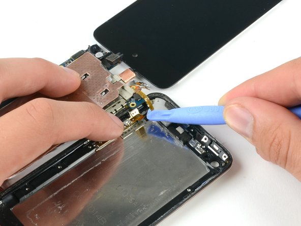 iPod Touch 4th Generation Volume/Power Button Cable Replacement: crwdns2935265:024crwdnd2935265:02crwdnd2935265:02crwdne2935265:0