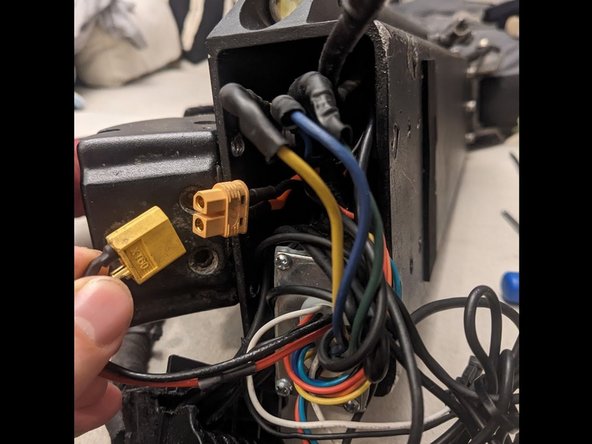 Unicool Titan T8 Battery Replacement: crwdns2935265:05crwdnd2935265:02crwdnd2935265:03crwdne2935265:0