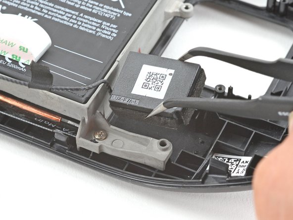 Steam Deck Front Shell Replacement: crwdns2935265:071crwdnd2935265:02crwdnd2935265:02crwdne2935265:0