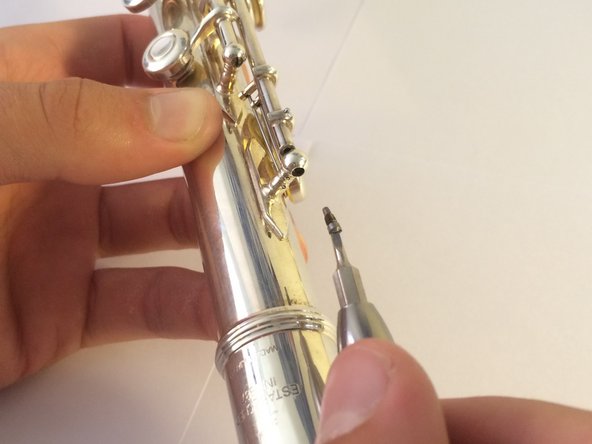 Repairing Flute Felt Key Pads: crwdns2935265:07crwdnd2935265:02crwdnd2935265:02crwdne2935265:0