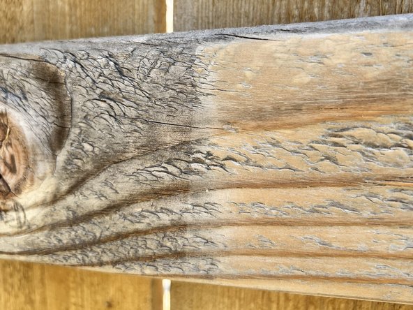 Repair and Extend the Life of Weathered Wood Railing: 手順 4、 3の画像 2