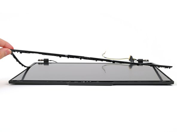 Lenovo ThinkPad T16 Gen 3 Screen Bezel Removal, Lift the bezel: stap 0, afbeelding 2 van 3