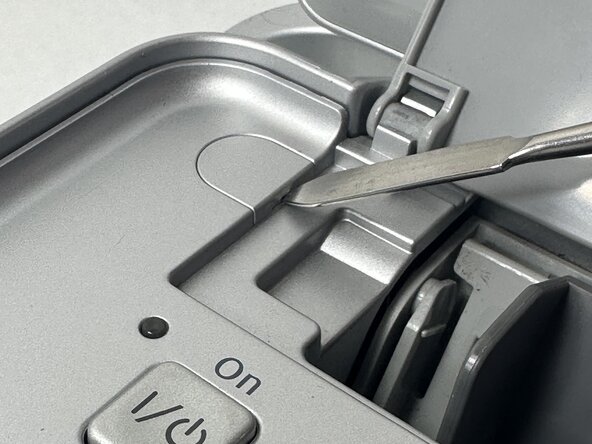 Epson PictureMate Pal PM 200 Display Replacement, Printer Top Plate: crwdns2935265:01crwdnd2935265:02crwdnd2935265:03crwdne2935265:0