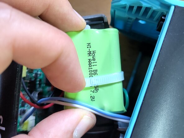 Disassembling SleepyTroll Baby Rocker, Motor, PCB and batteries: crwdns2935265:02crwdnd2935265:01crwdnd2935265:03crwdne2935265:0