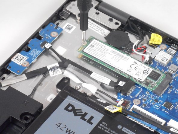 Dell Latitude 3189 SSD Replacement, SSD: crwdns2935265:05crwdnd2935265:02crwdnd2935265:02crwdne2935265:0