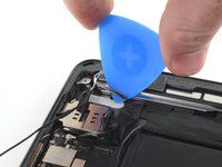 iPad 7 Right Bluetooth and Wi-Fi Antenna Replacement