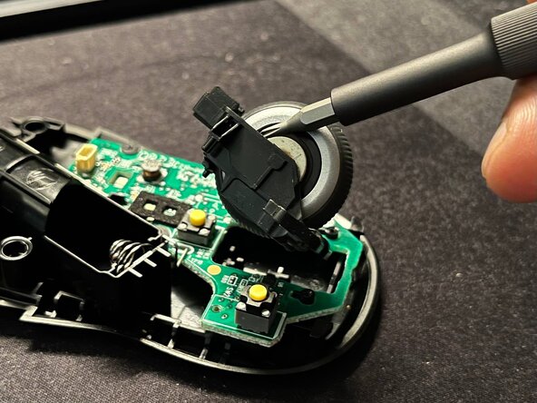 Logitech Signature M650 Teardown: crwdns2935265:05crwdnd2935265:03crwdnd2935265:03crwdne2935265:0