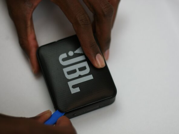 JBL Go 2 Speaker Grille Replacement: step 2, image 1 of 1