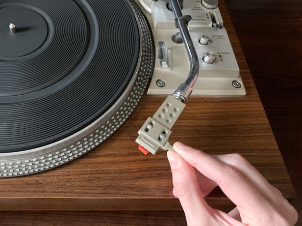 Pioneer PL-518 Turntable Needle Cartridge Replacement: crwdns2935265:03crwdnd2935265:01crwdnd2935265:02crwdne2935265:0