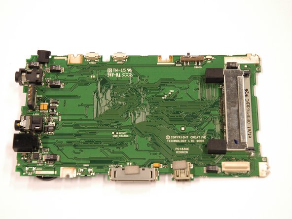 Creative Zen Vision W Motherboard Replacement: crwdns2935265:021crwdnd2935265:02crwdnd2935265:02crwdne2935265:0