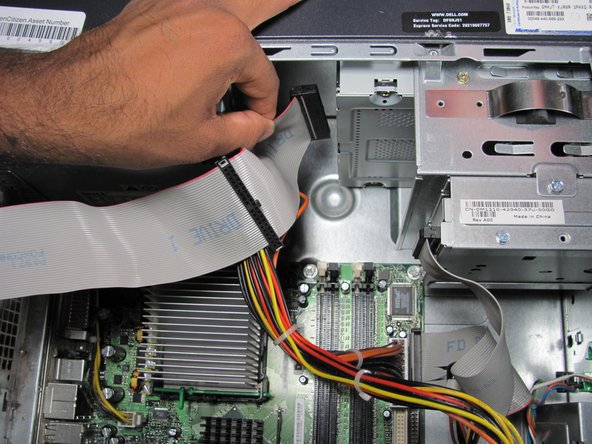 Dell Dimension 4600 Optical Drive Replacement: crwdns2935265:09crwdnd2935265:02crwdnd2935265:02crwdne2935265:0