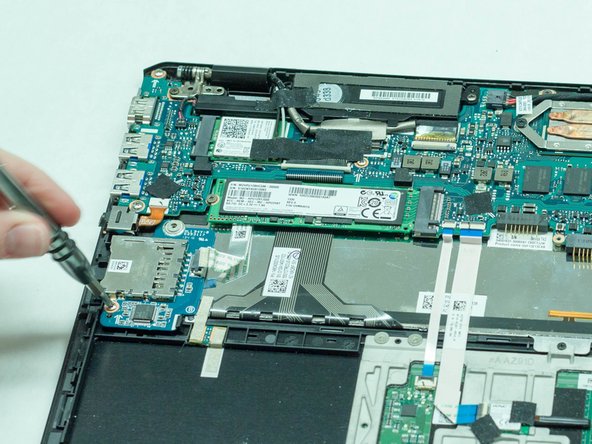 Sony Vaio Pro 13 Memory Card Reader/Writer Replacement: crwdns2935265:07crwdnd2935265:02crwdnd2935265:03crwdne2935265:0