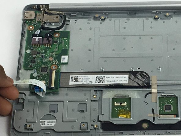 Acer Aspire Switch 10 SW5-011-18R3 Track pad Replacement: crwdns2935265:03crwdnd2935265:03crwdnd2935265:03crwdne2935265:0