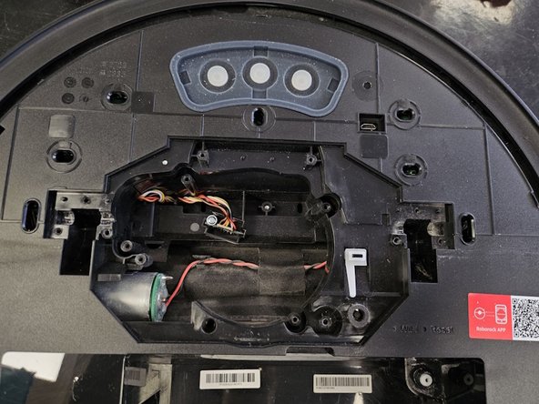 Roborock Q7 Max: Teardown, LiDAR removal: crwdns2935265:02crwdnd2935265:03crwdnd2935265:03crwdne2935265:0