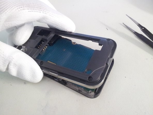 Disassembling Samsung Galaxy Ace Logic Board