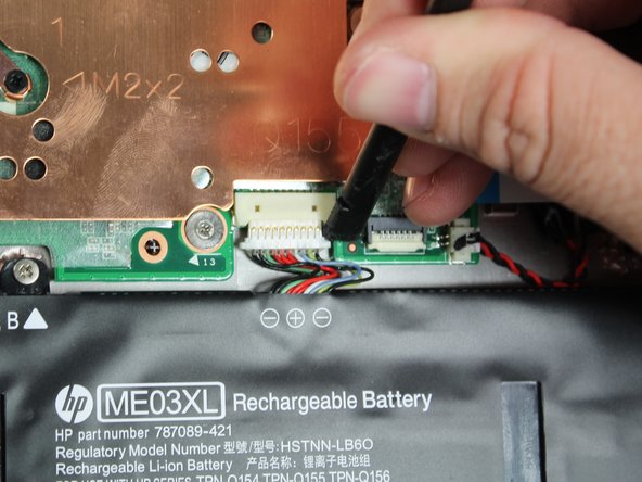 HP Stream 13-c110nr Heat Sink Replacement, Battery Assembly: crwdns2935265:011crwdnd2935265:02crwdnd2935265:02crwdne2935265:0