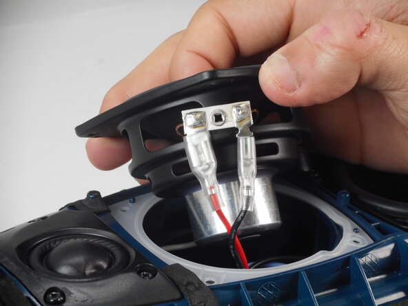 JBL Xtreme 4 Woofers Replacement: crwdns2935265:08crwdnd2935265:02crwdnd2935265:02crwdne2935265:0